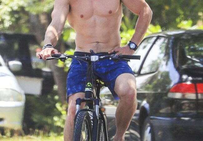 Cycle the Chris Hemsworth Way”